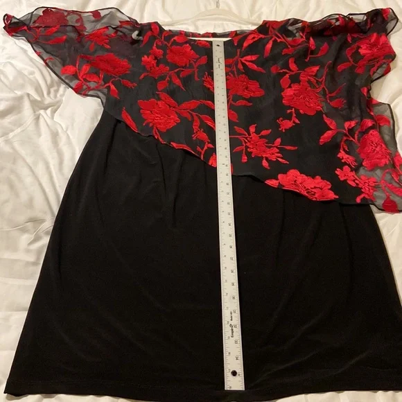 Scarlett Women’s Black & Red Floral mid dress Plus Size 18W NWT, very elegant - Picture 9 of 15
